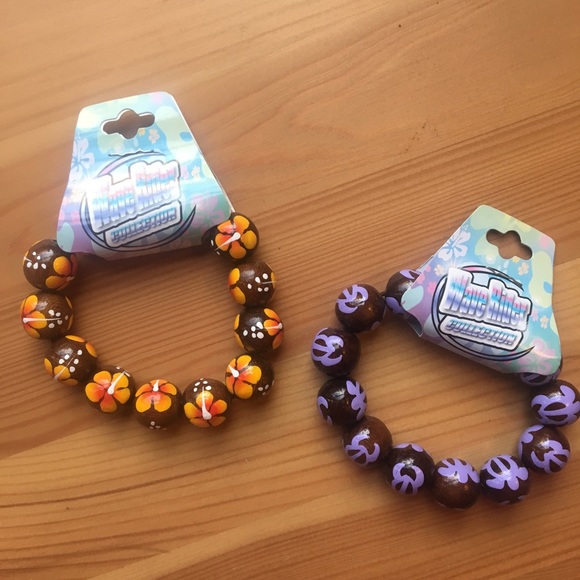 Hawaiian Surf Bracelets 🏄‍♀️🏄‍♀️😎😎 - Picture 1 of 2